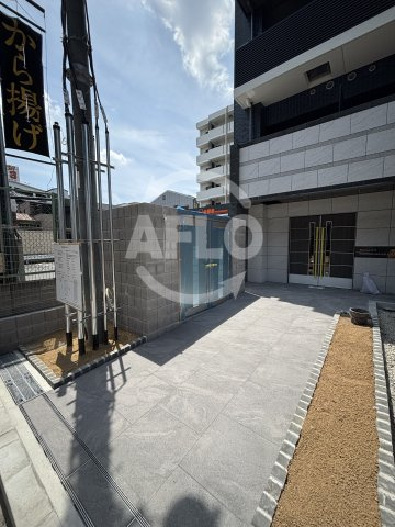 プレサンス緑橋ソレアス　宝栄小学校の駐車場