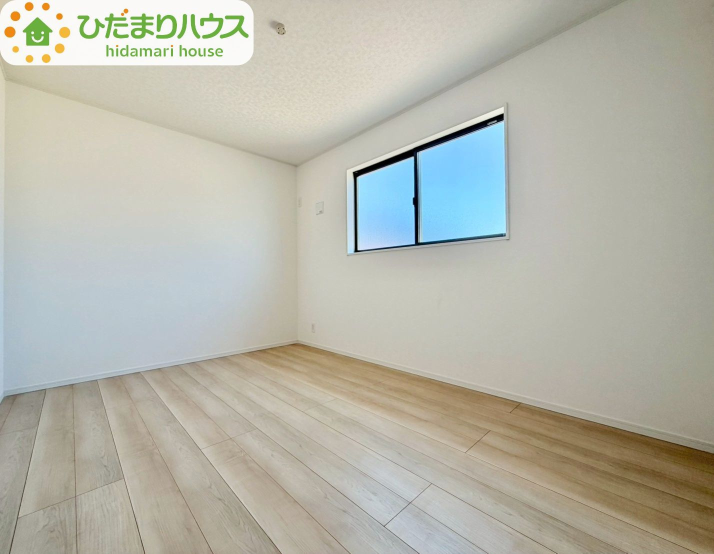 野田市七光台第19　新築戸建　2号棟の洋室|お掃除しやすく、清潔感を保てるのでダニも発生しにくいフローリング♪							
