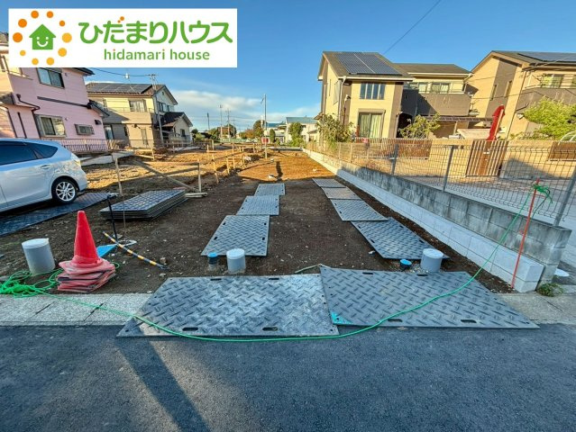 野田市七光台第19　新築戸建　2号棟の前面道路含む現地写真