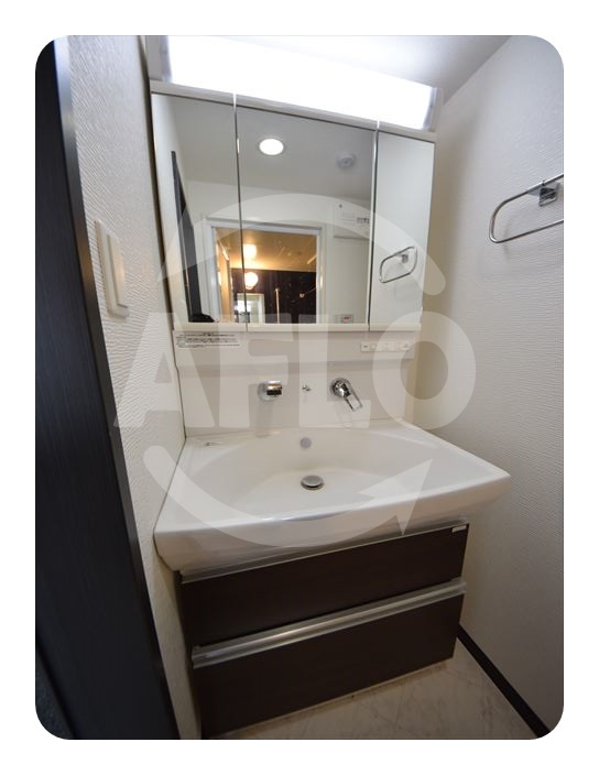 グランパシフィック田島Luxeの独立洗面台|グランパシフィック田島　洗面化粧台