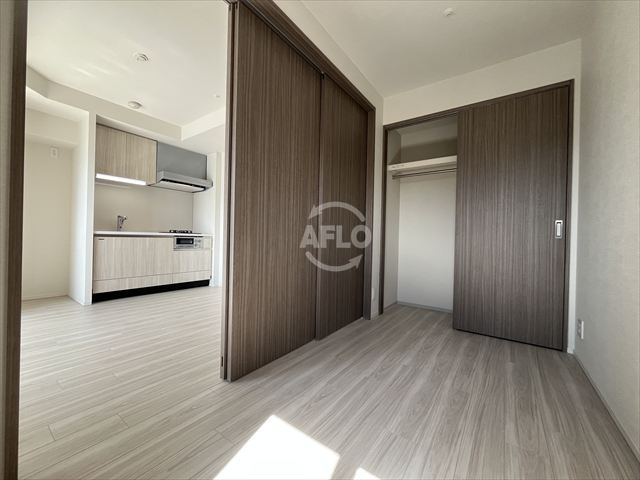 プレサンスロジェ天王寺真田山公園の居間・リビング|プレサンスロジェ天王寺真田山公園　洋室