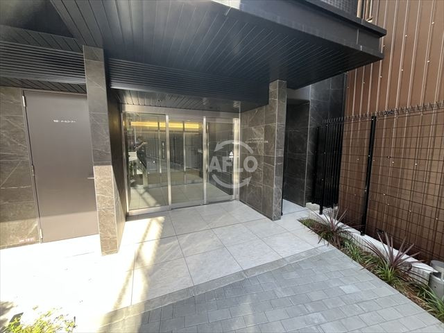 プレサンスロジェ天王寺真田山公園のエントランス|プレサンスロジェ天王寺真田山公園　エントランス