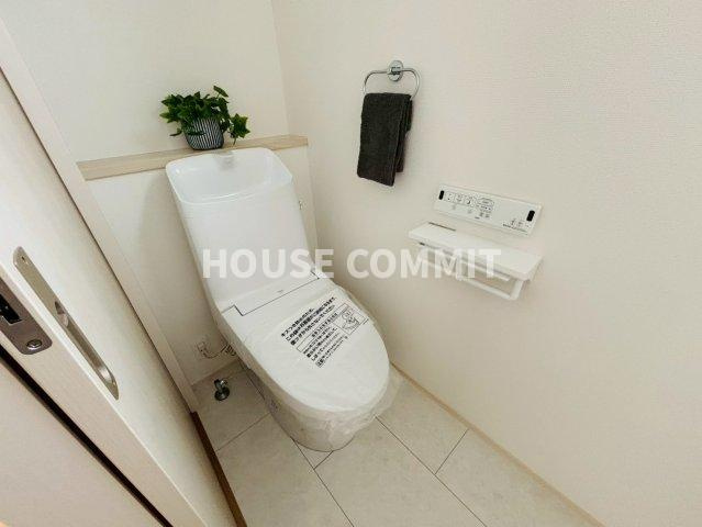 新築戸建　富里市七栄　ザ・ドリームフィールド成田75 ６期　４号棟のトイレ