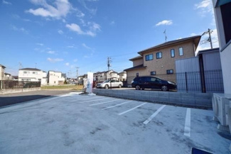【駐車場】