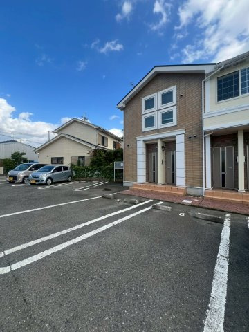 オールウェイズ翔の駐車場