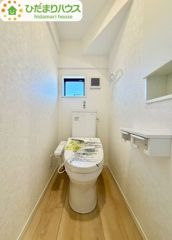 野田市七光台第19　新築戸建　3号棟のトイレ|温水洗浄便座ついてます(^^♪				
