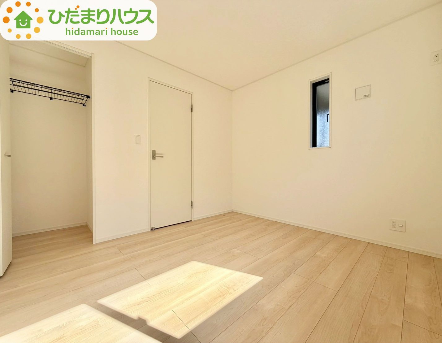 野田市七光台第19　新築戸建　3号棟の洋室|クローゼットタイプの収納は荷物がどこにあるかすぐに見つかります！							
