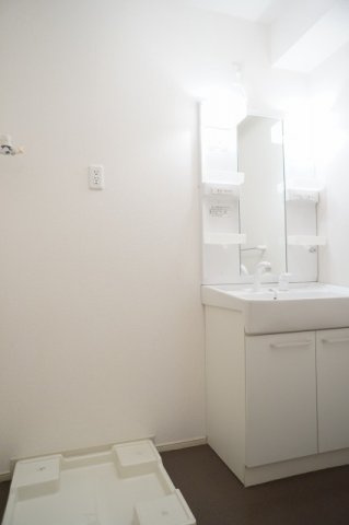 ラッフィナートＥの洗面所