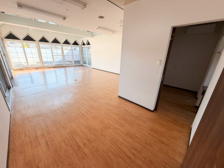 上島5丁目貸店舗・事務所の内装