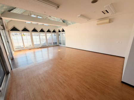 上島5丁目貸店舗・事務所の内装