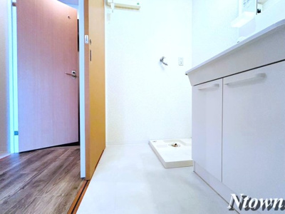 【洗面所】 | エルスタンザ東別院 | 明るい洗面所です