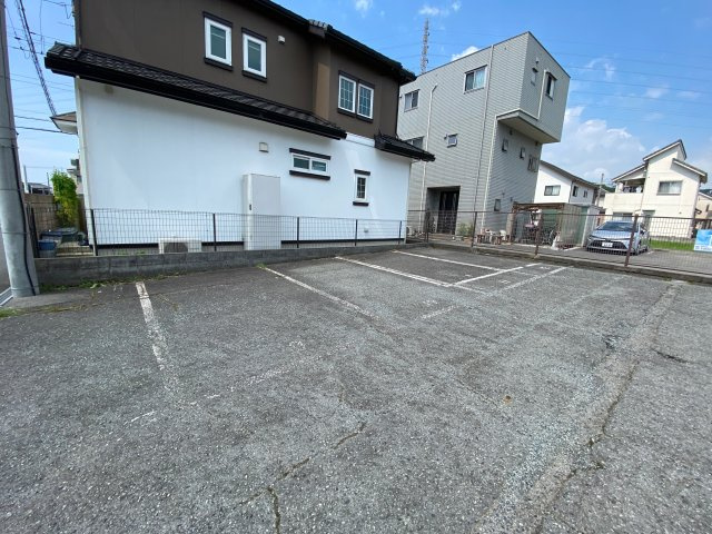 ＭＩＳＴＲＡＬ岡田の駐車場