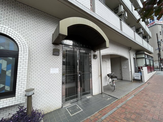 ジョイフル浦和仲町のエントランス