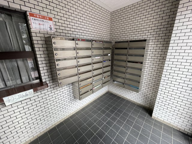 ジョイフル浦和仲町のロビー