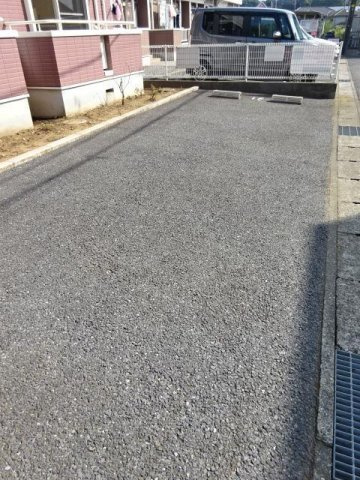 エレガント・カーサⅡの駐車場