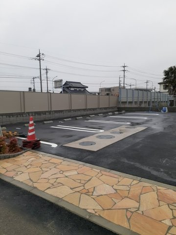 カーサ・フォーリストの駐車場