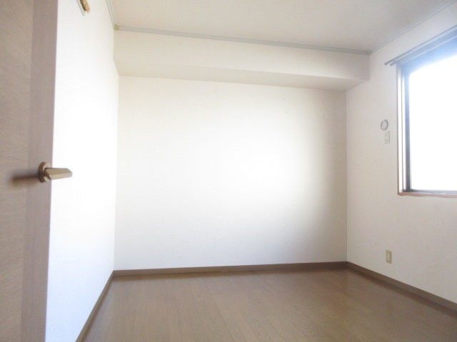 【洋室】 | コーポヴェルディ