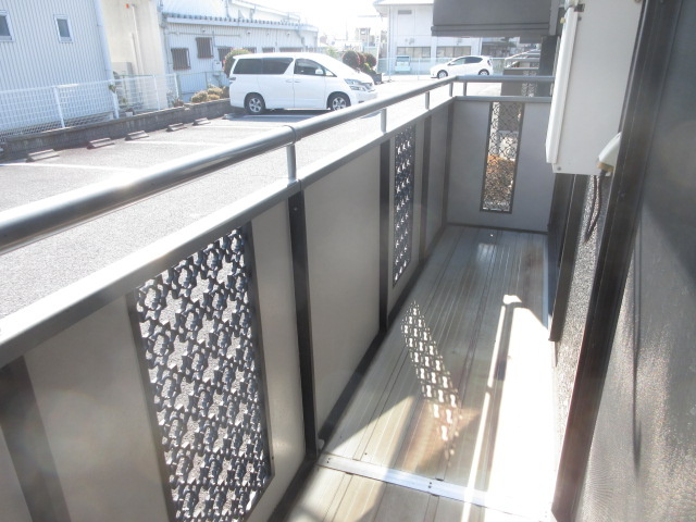 【バルコニー】 | コーポヴェルディ