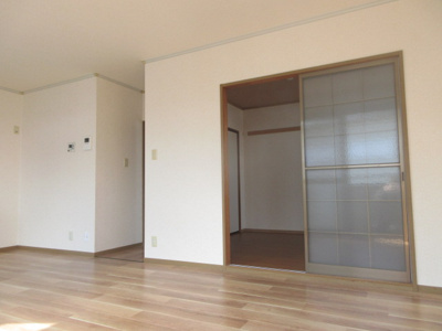 【居間・リビング】 | コーポヴェルディ