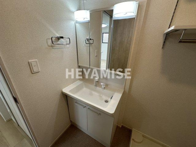 パラディⅥの洗面所|※室内画像は別号室のもの