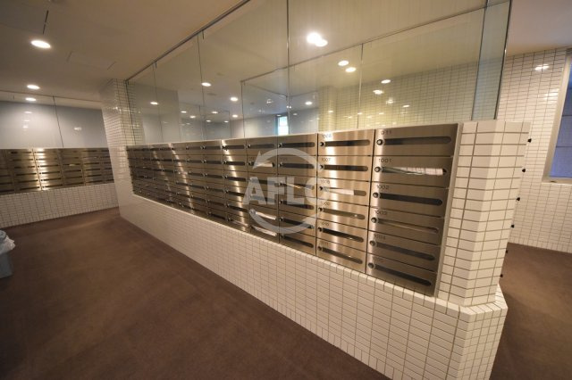 OAPレジデンスタワー東館のその他共用部分|OAPレジデンスタワー西館（オーエーピー）　メールボックス