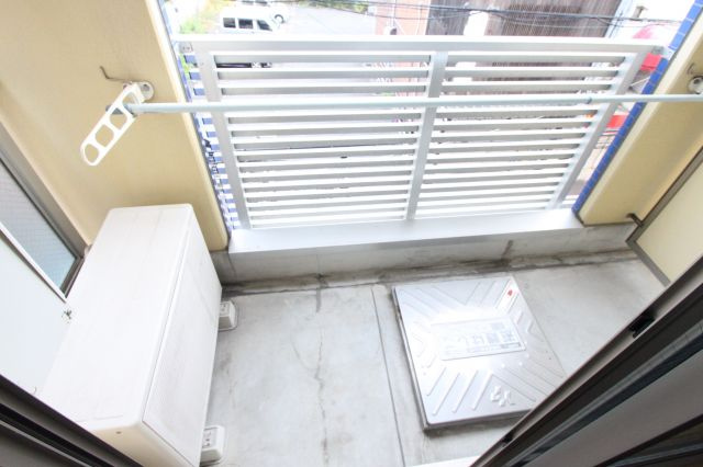 セレブコート近大前のバルコニー