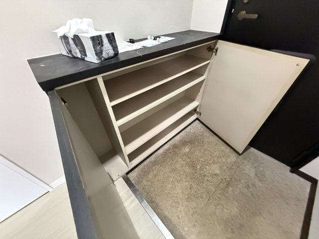 久保ビルの収納