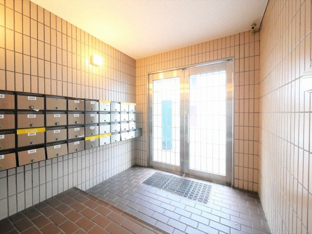 サンプラザ京橋のロビー