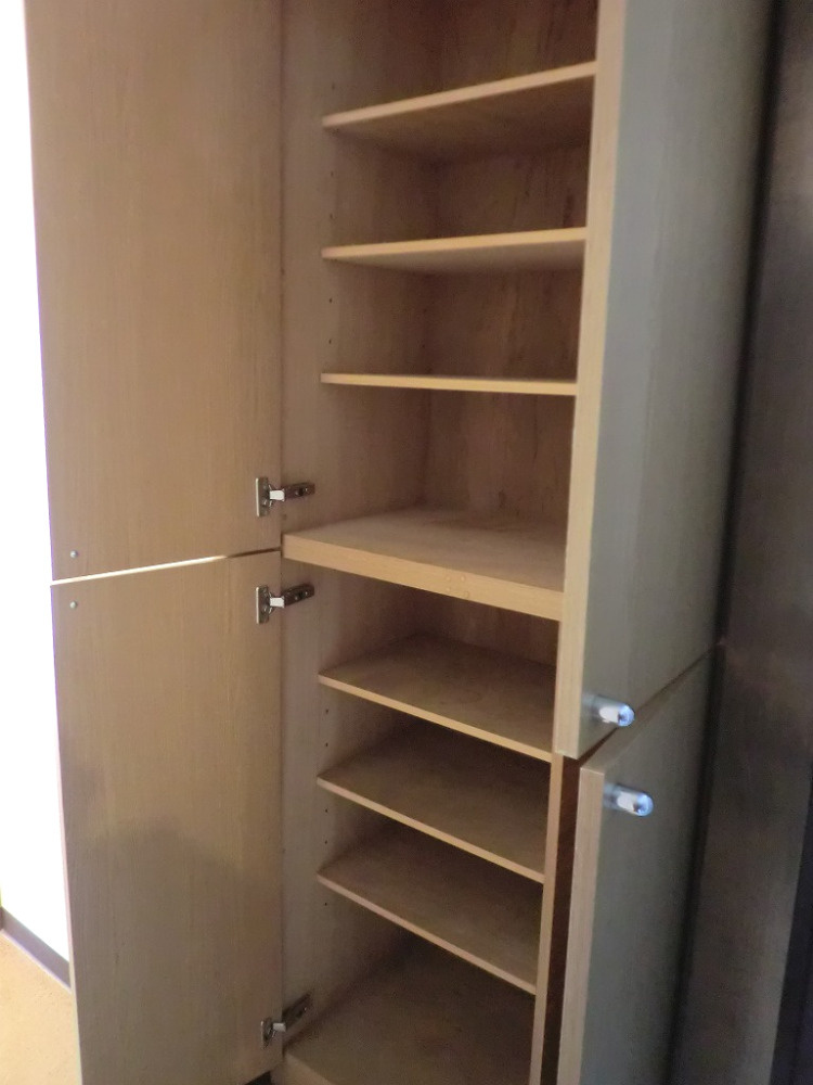 エルク中央の収納