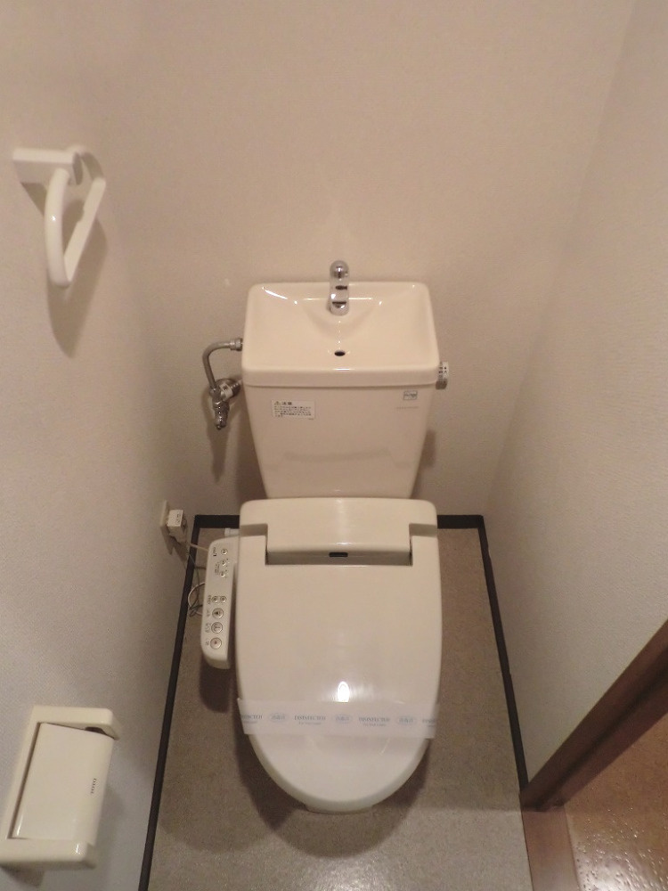 エルク中央のトイレ