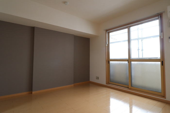 グランドセントレア８８８ Ａ・Ｂの洋室|洋室2（デザインクロス仕様）