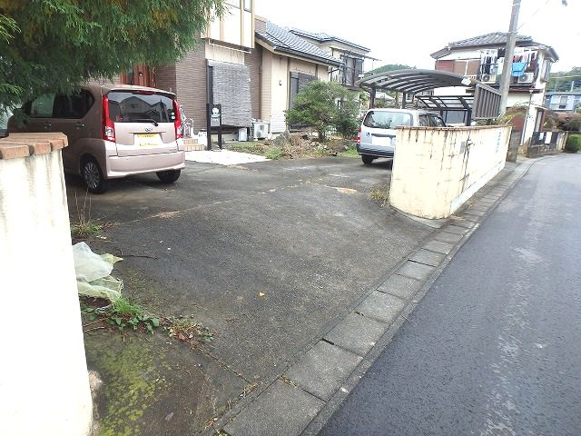 【駐車場】 | 川口町　６ＬＤＫ