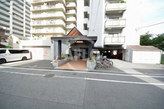 【エントランス】 | 日宝サンフラッツ東平　エントランス