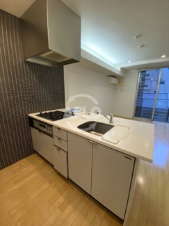 【キッチン】 | アーバネックス淀屋橋 | アーバネックス淀屋橋　3口ガスシステムキッチン