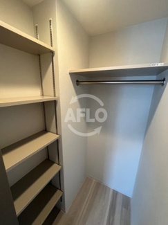 【収納】 | コンフォリア・リヴ北浜淡路町 | コンフォリア・リヴ北浜淡路町　ウォークインクローゼット