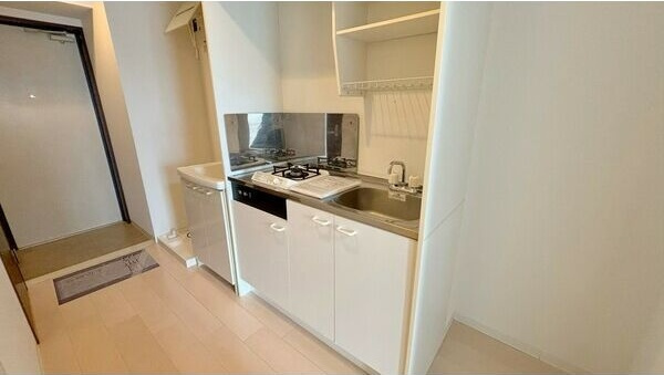 リヴェール白壁のキッチン