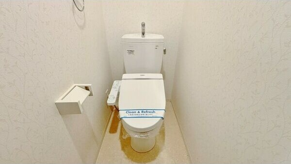 リヴェール白壁のトイレ