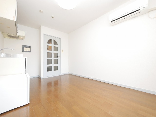 リベラル京橋の内装