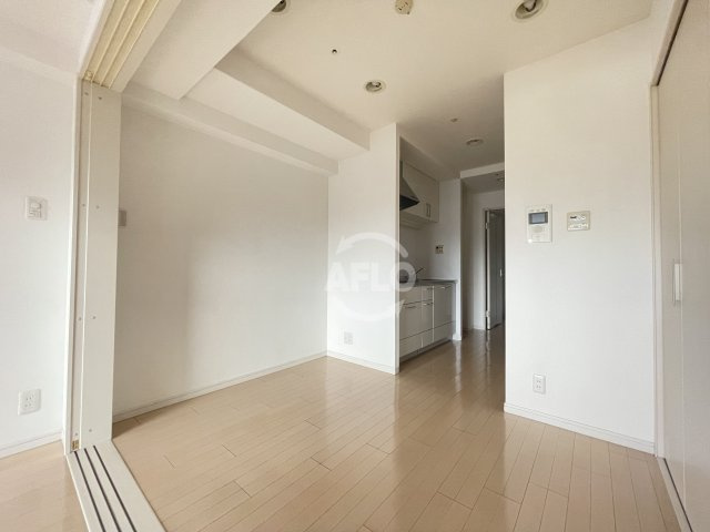 BRAVI南堀江（ブラービ南堀江）　日吉小学校区の居間・リビング|BRAVI南堀江（ブラービ南堀江）　リビング