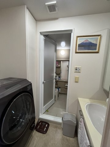 サーパス泉佐野の独立洗面台