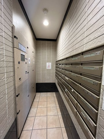 サーパス泉佐野の設備|宅配ロッカー有！