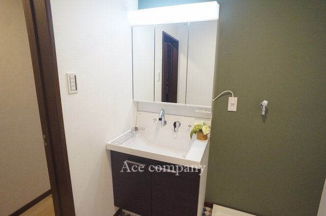 【独立洗面台】 | 東大阪市衣摺3丁目 | 洗面台新調です☆