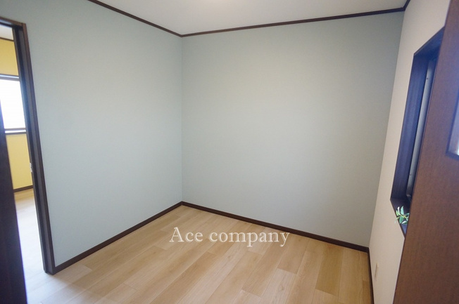 【子供部屋】 | 東大阪市衣摺3丁目 | 【3階：洋室4.1帖】