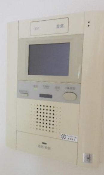 ガーラ文京本郷台の玄関|モニターつきインターホン※別室参考写真です。