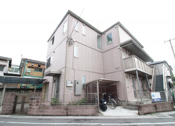 プレザン　メゾンの外観