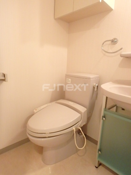 豊島区南長崎５丁目の賃貸マンションのトイレ