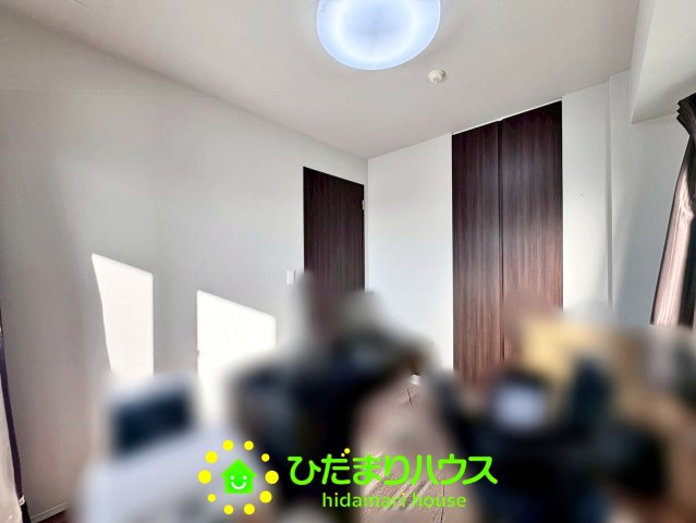 レーベン東鷲宮テラスの洋室