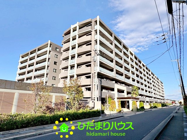 レーベン東鷲宮テラスの外観