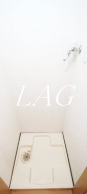 【設備】 | メインステージ鵜の木駅前 | 室内洗濯機置場です。