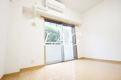 【居間・リビング】 | メインステージ鵜の木駅前 | 洋室のお部屋です。